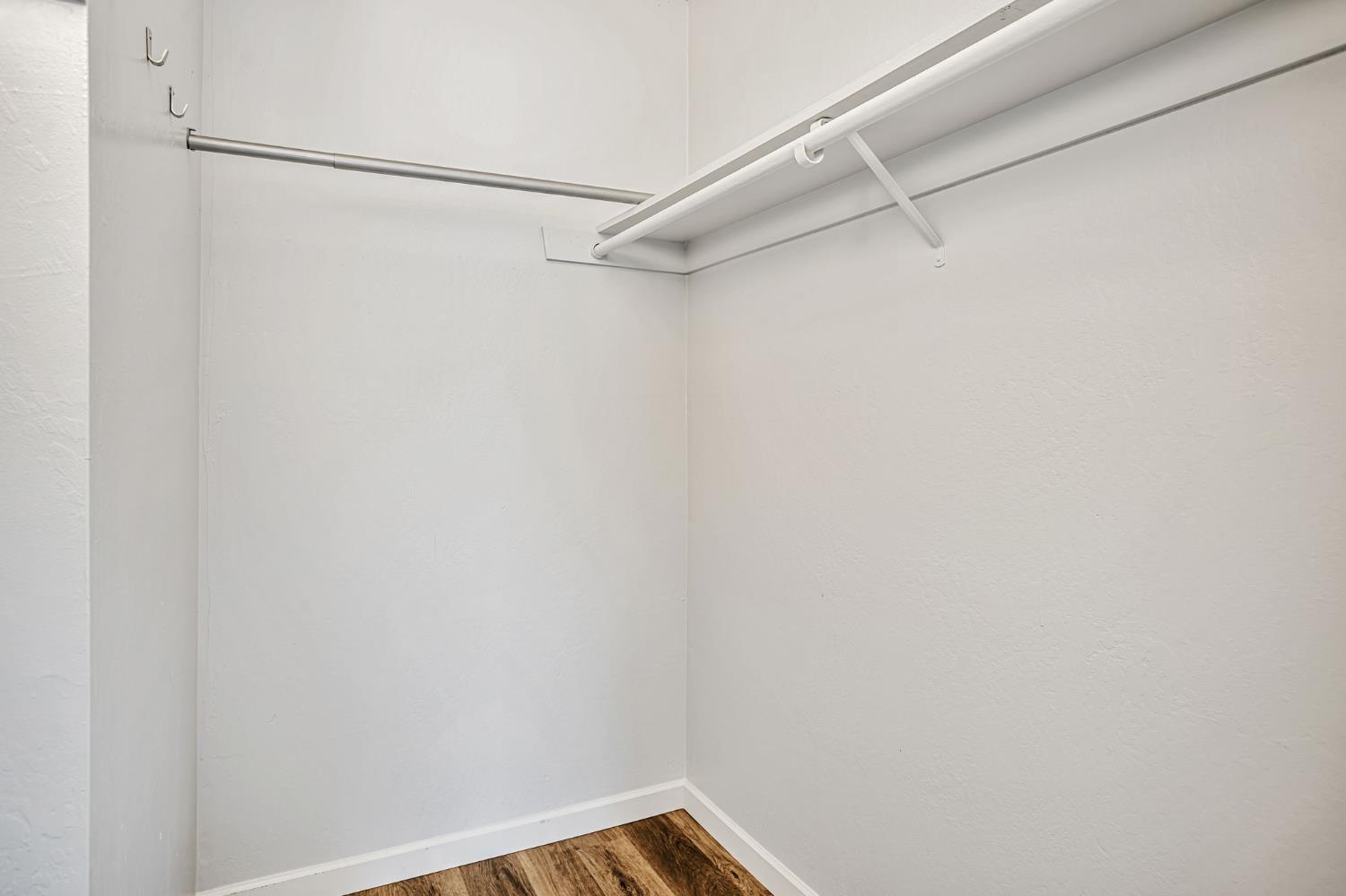Photo #24: 225069126 Listing: Photo #24