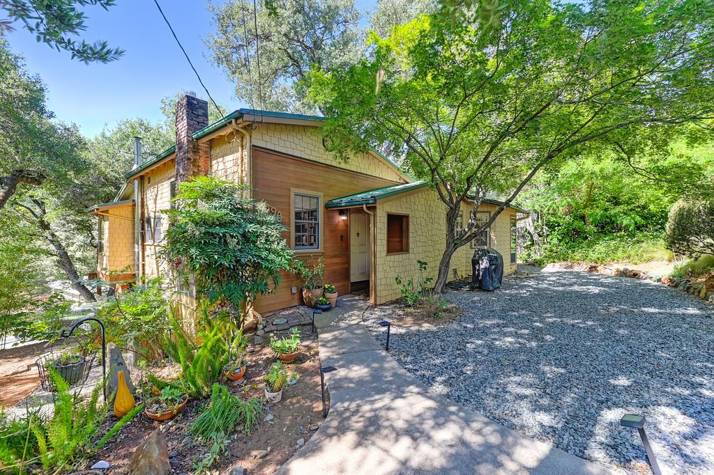 Foresthill Avenue, Auburn, California image 1