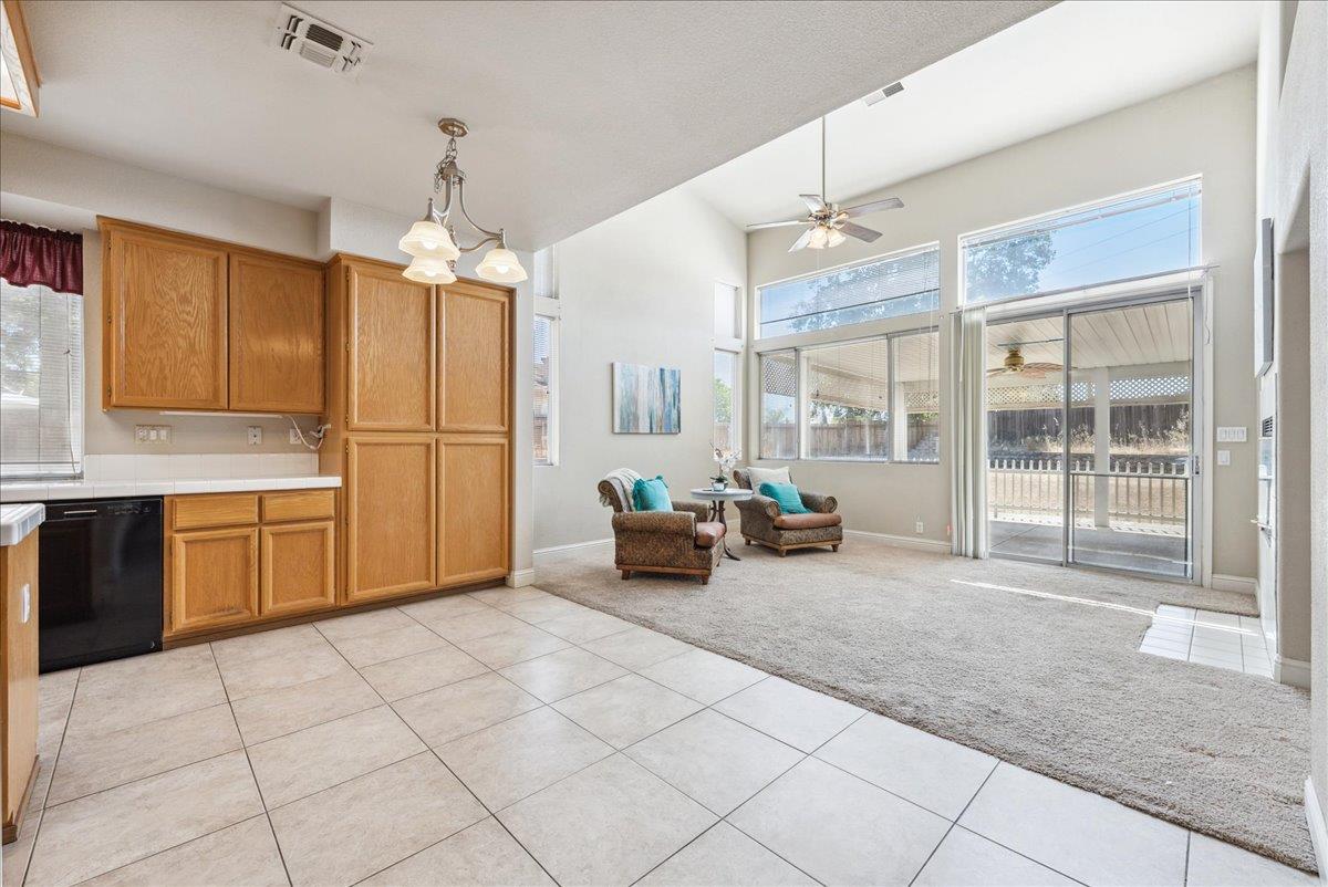 Clearwater Court, Roseville, California image 15