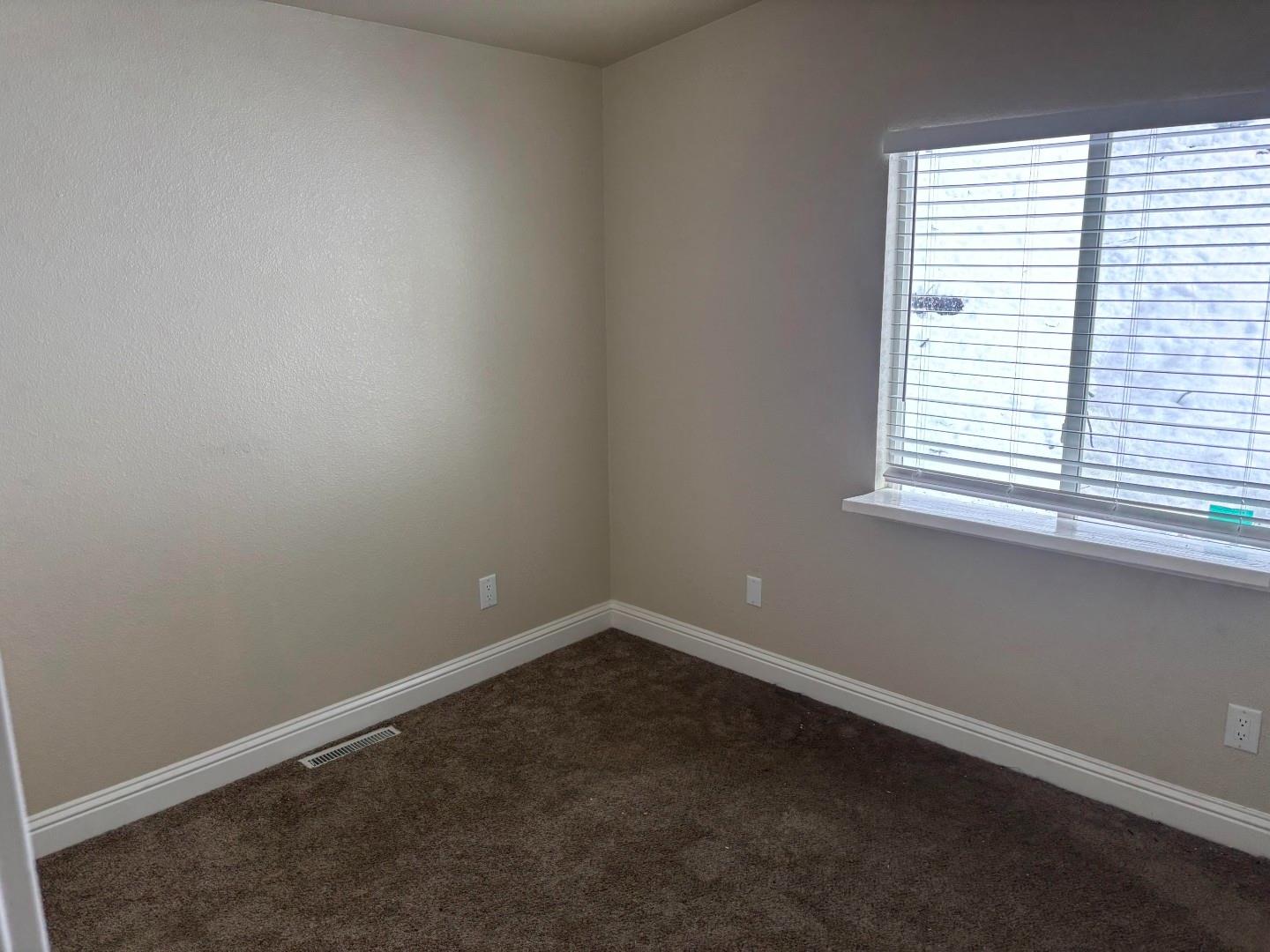 Detail Gallery Image 17 of 17 For 2933 Forebay Rd 17, Pollock Pines,  CA 95726 - 2 Beds | 1 Baths
