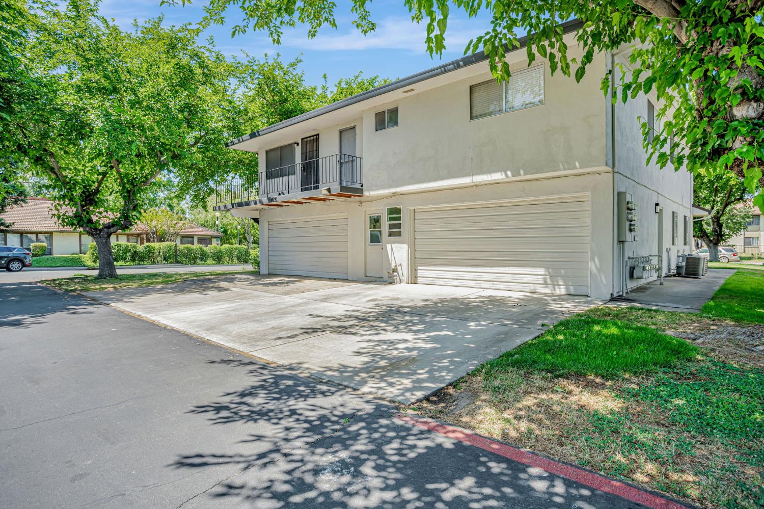 Photo #2: 225069126 Listing 