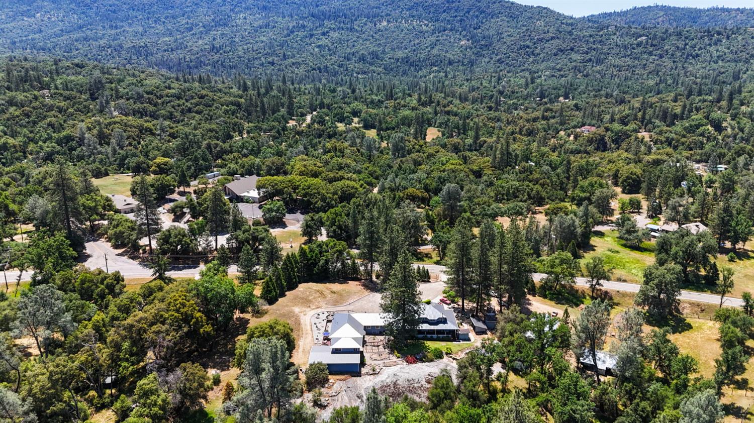 Road 426, Oakhurst, California image 42