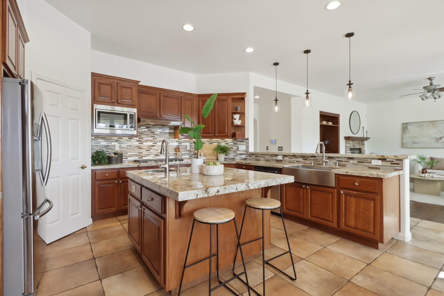Hawk Crest Court, Roseville, California image 16