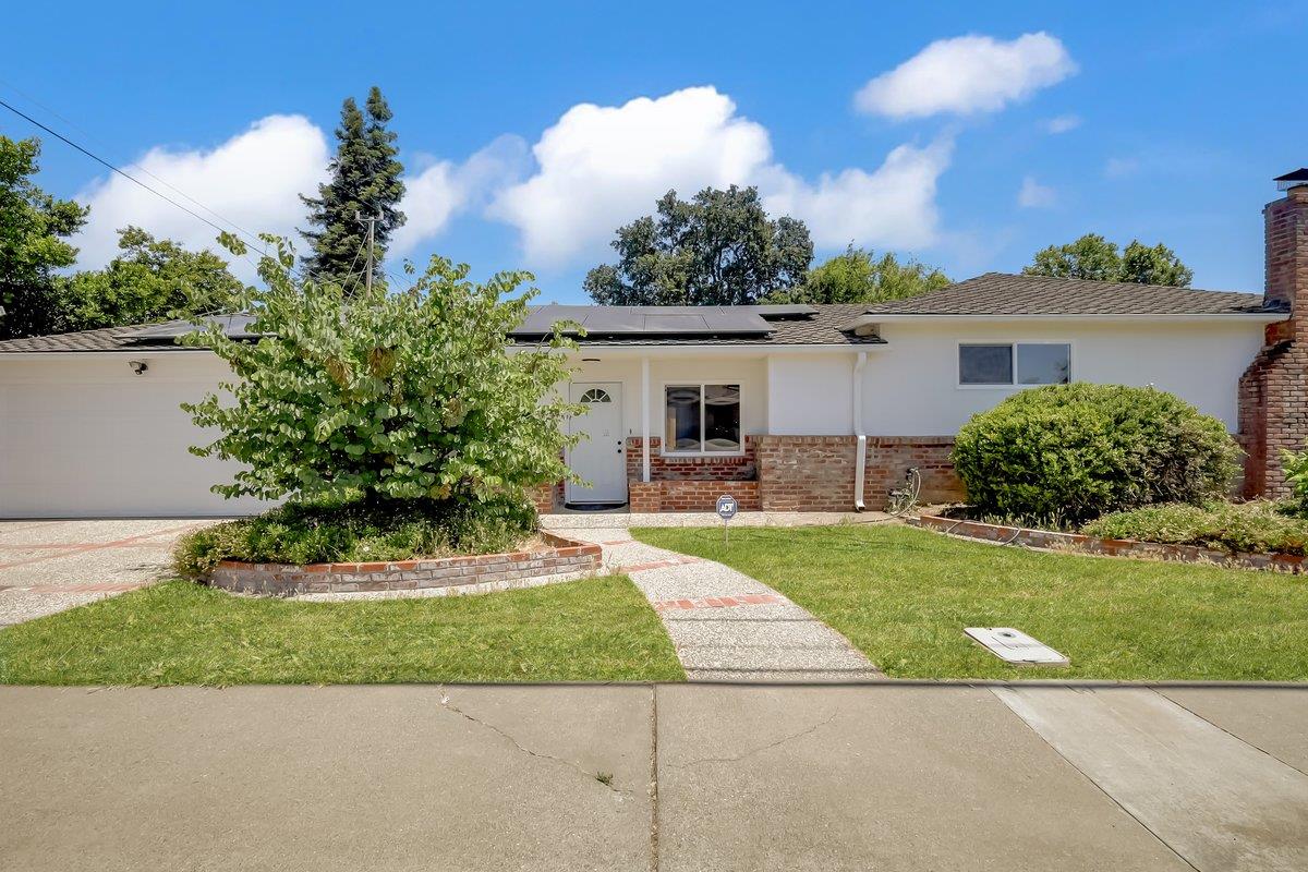 Southwood Drive, Woodland, California image 6