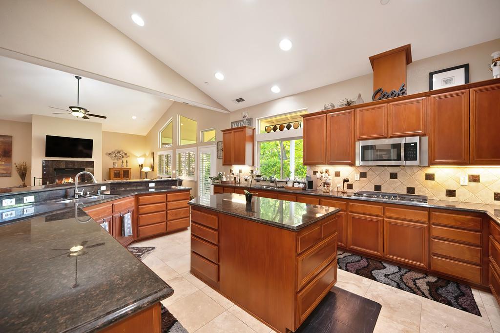 Wachtel Way, Citrus Heights, California image 19