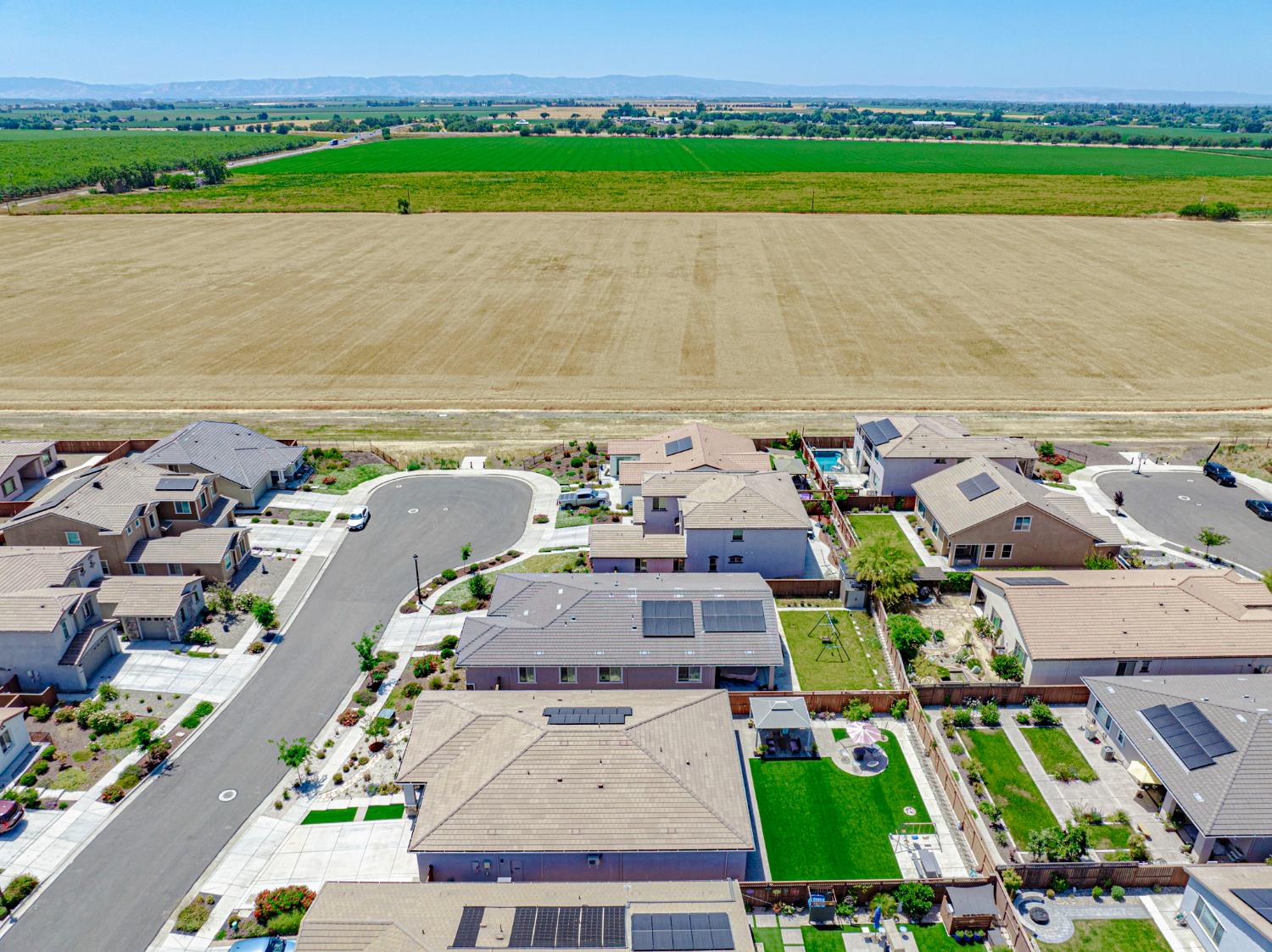 Banks Place, Woodland, California image 38