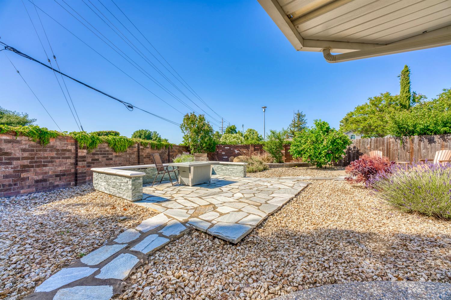 Clear Star Court, Elk Grove, California image 42