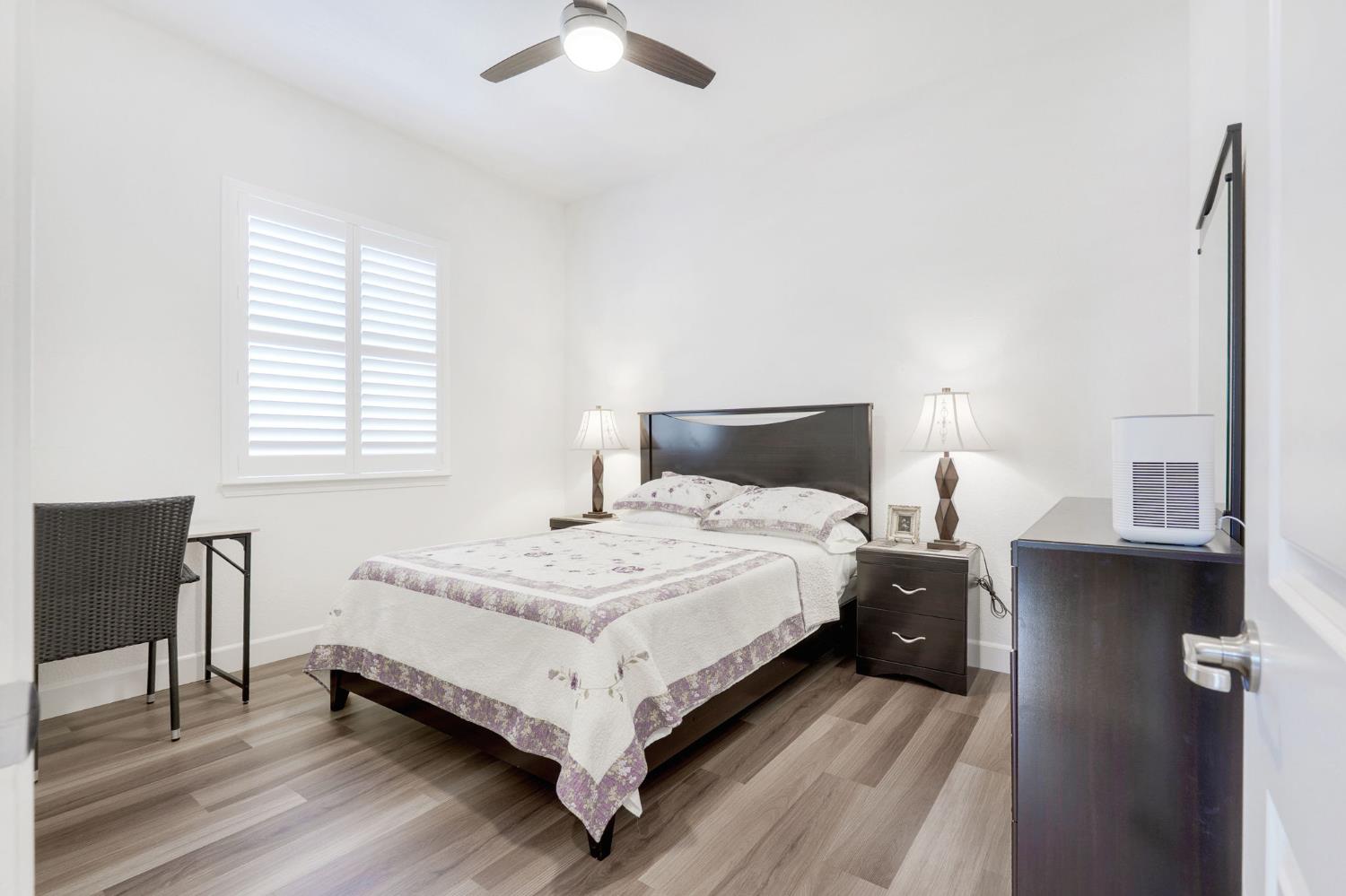 Banks Place, Woodland, California image 20