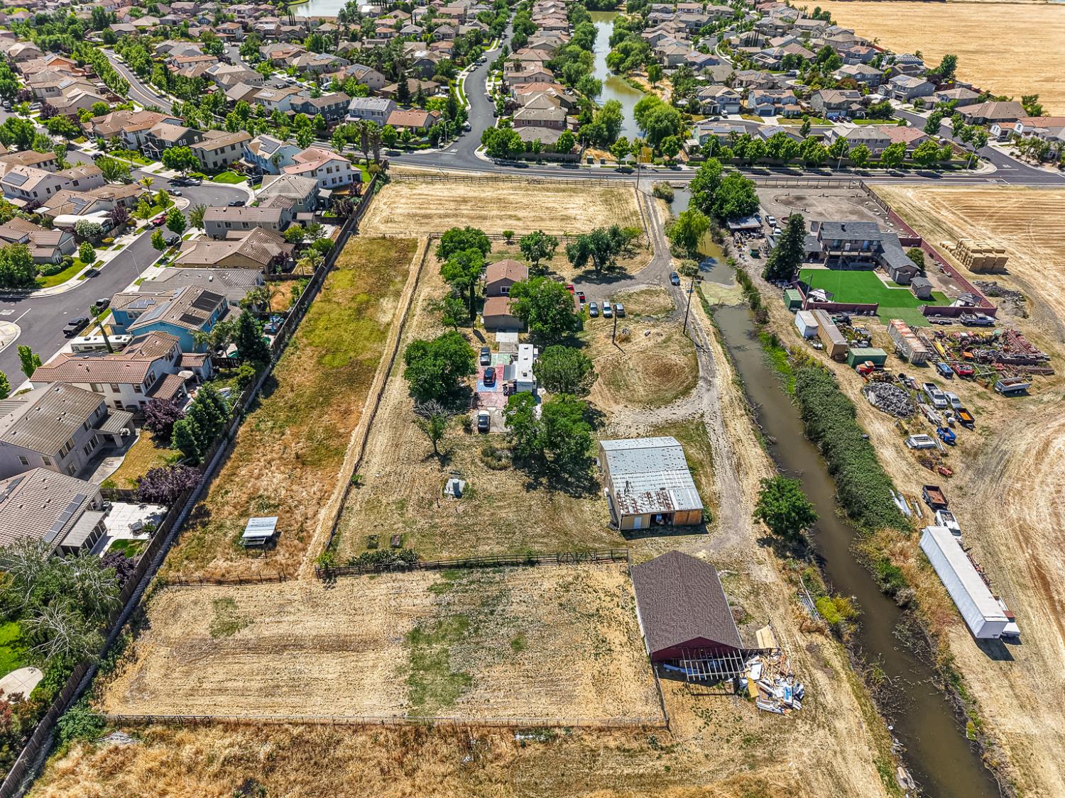 Otis Avenue, West Sacramento, California image 21