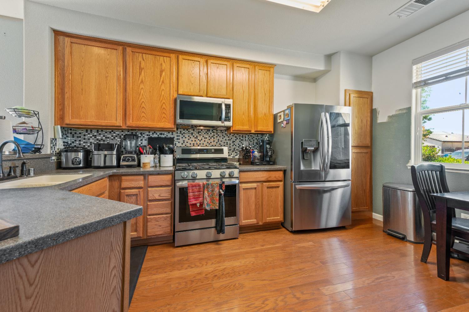 Chateau Drive, Olivehurst, California image 6
