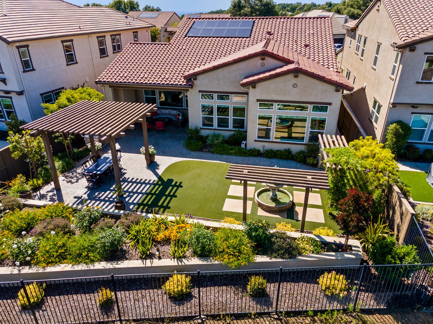 Hogarth Way, El Dorado Hills, California image 9