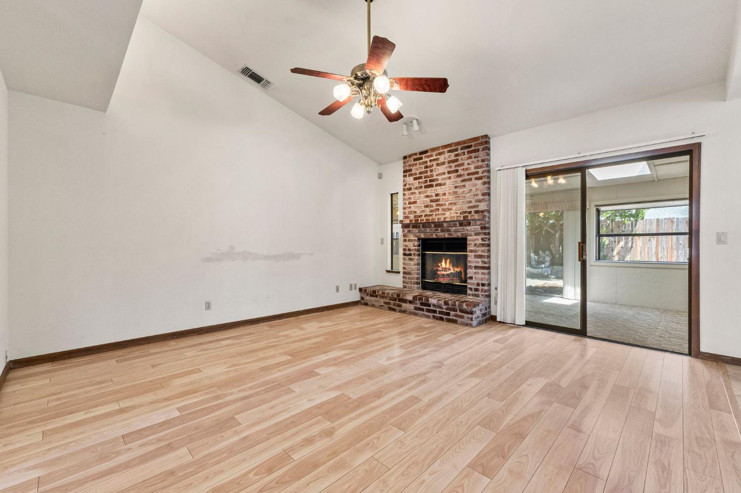 Kyle Court, Citrus Heights, California image 7