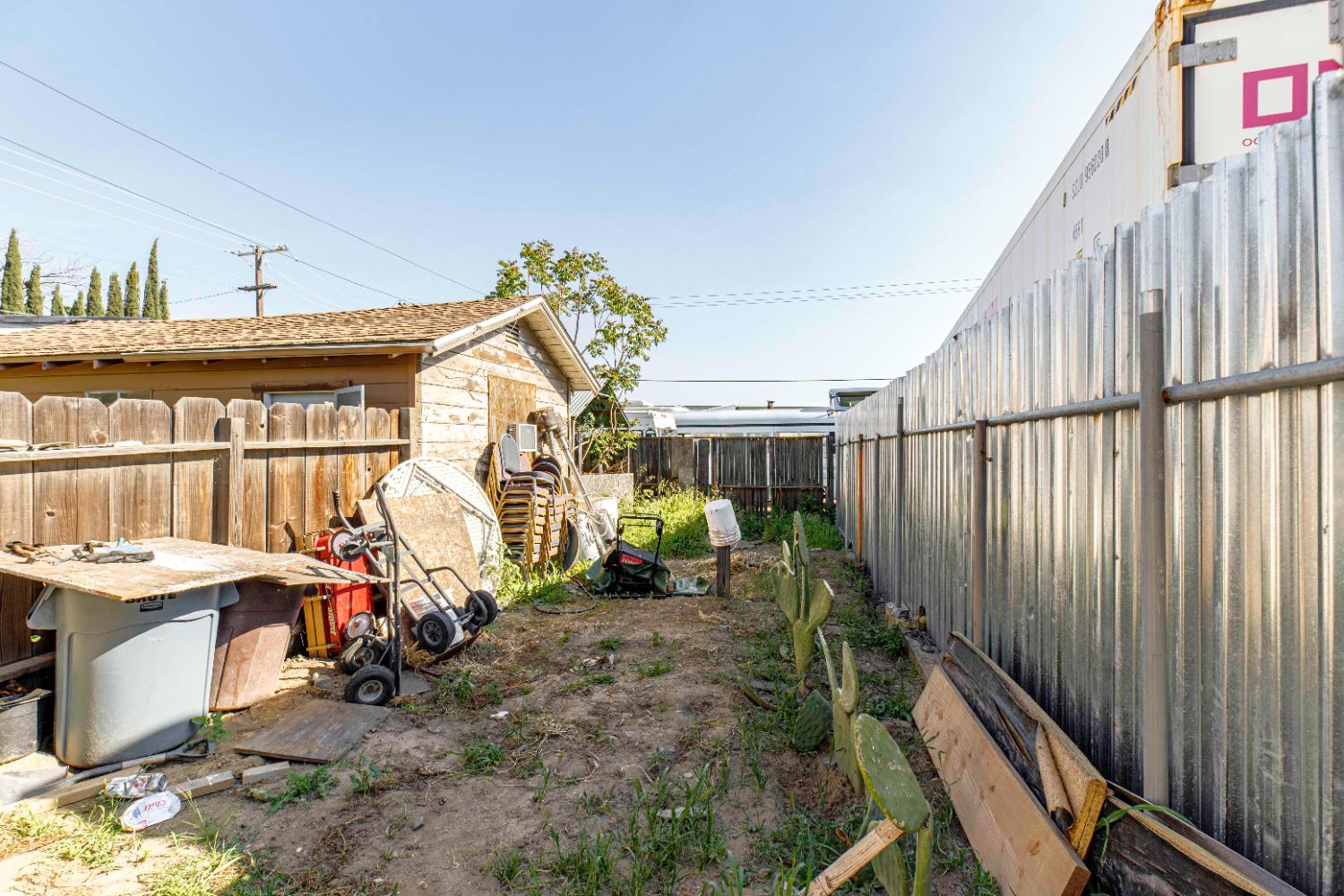 El Roya Avenue, Modesto, California image 33