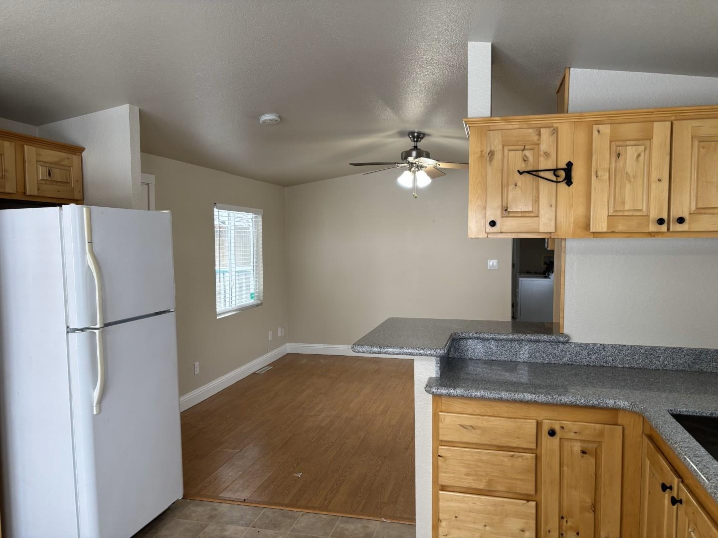 Detail Gallery Image 6 of 17 For 2933 Forebay Rd 17, Pollock Pines,  CA 95726 - 2 Beds | 1 Baths