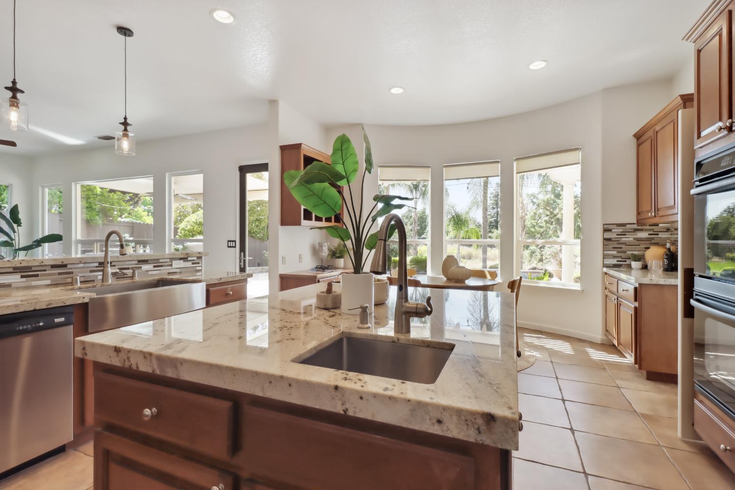 Hawk Crest Court, Roseville, California image 20