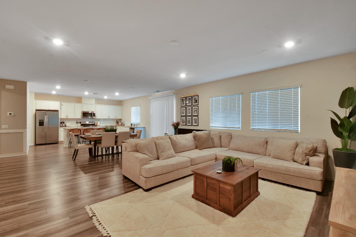 Gatlin Court, Plumas Lake, California image 14
