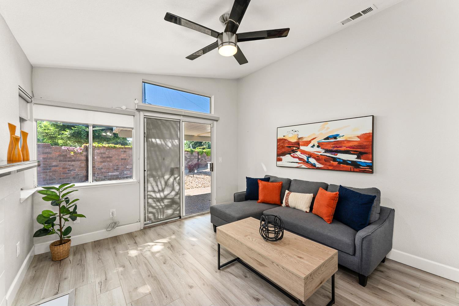 Clear Star Court, Elk Grove, California image 19