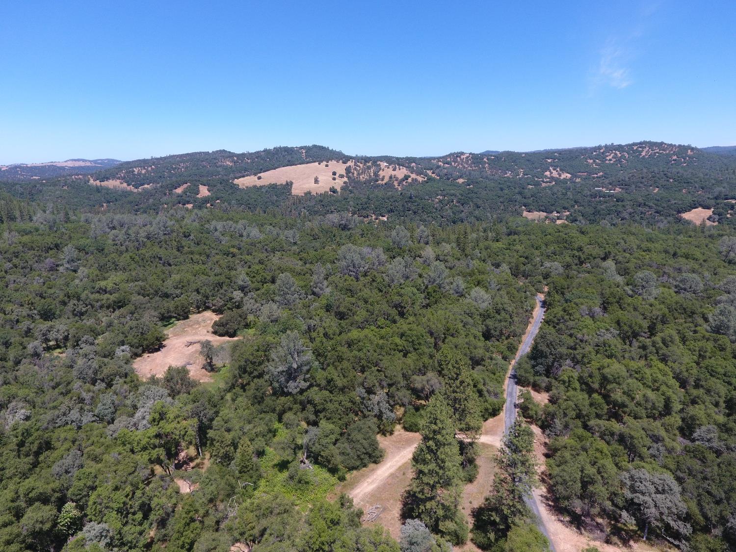 Perimeter Road, Grass Valley, California image 10