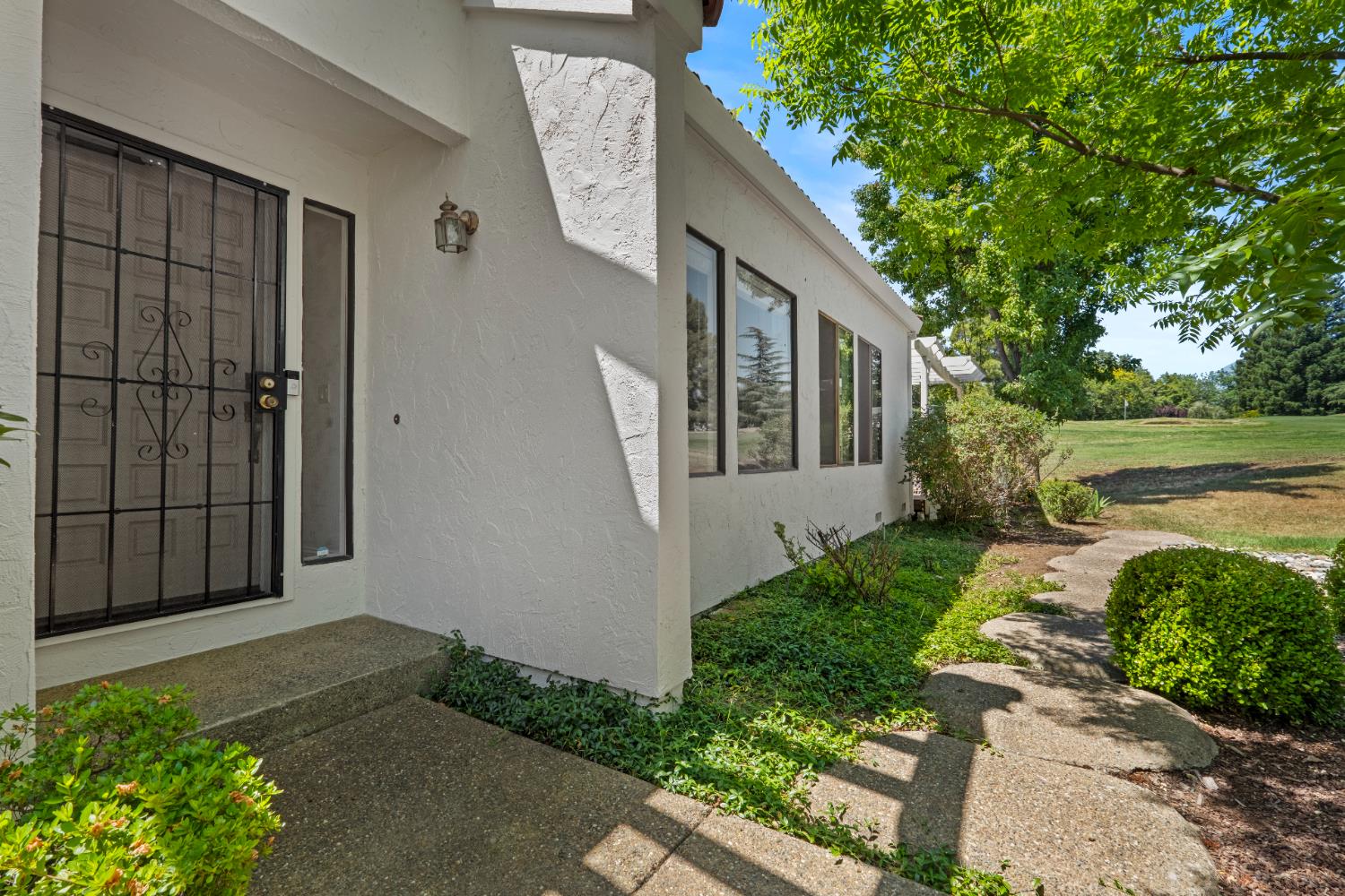 Photo #6: 225042950 Listing: Photo #6