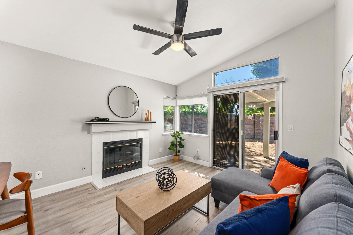 Clear Star Court, Elk Grove, California image 18