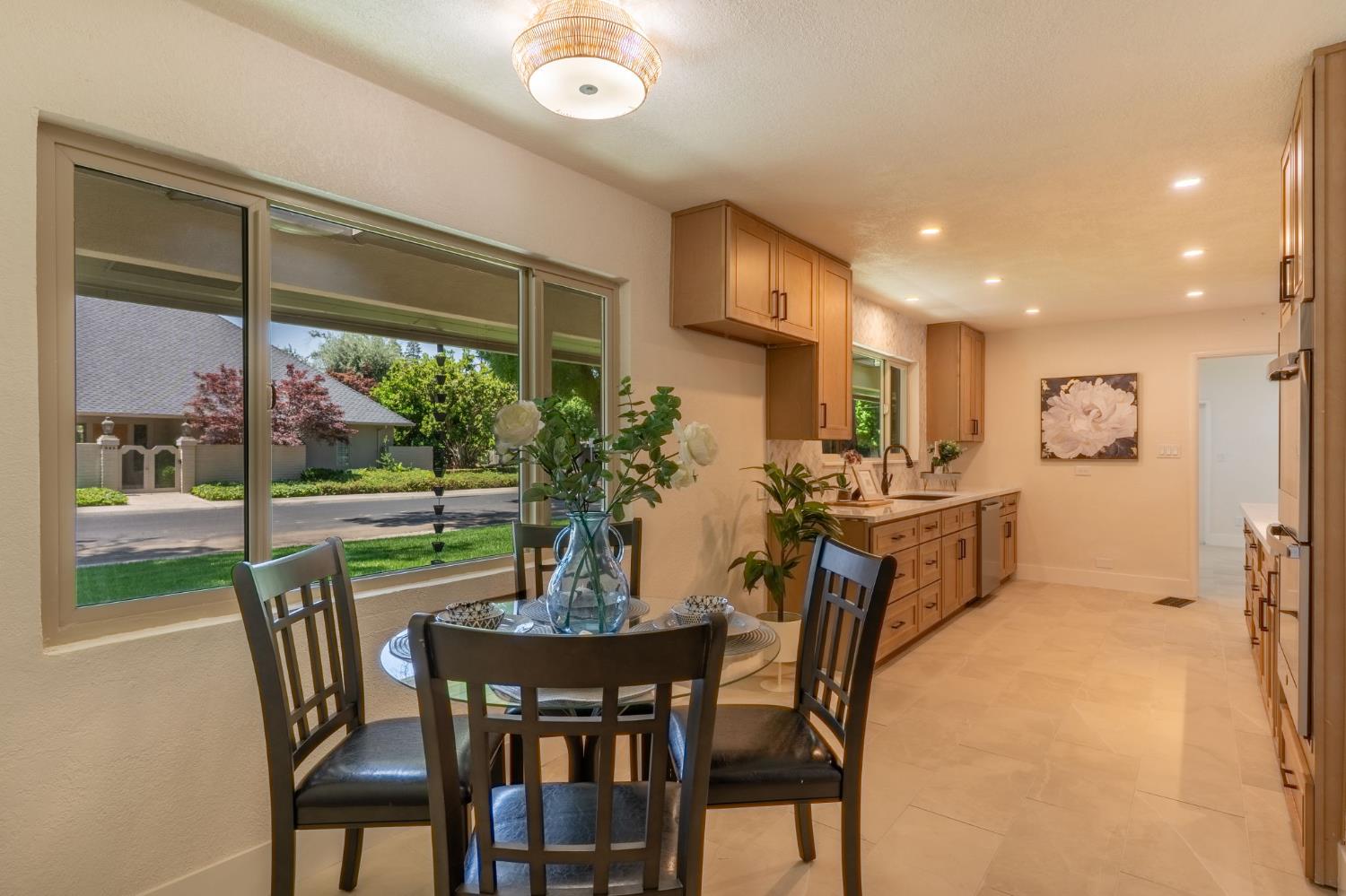 Brady Avenue, Modesto, California image 13