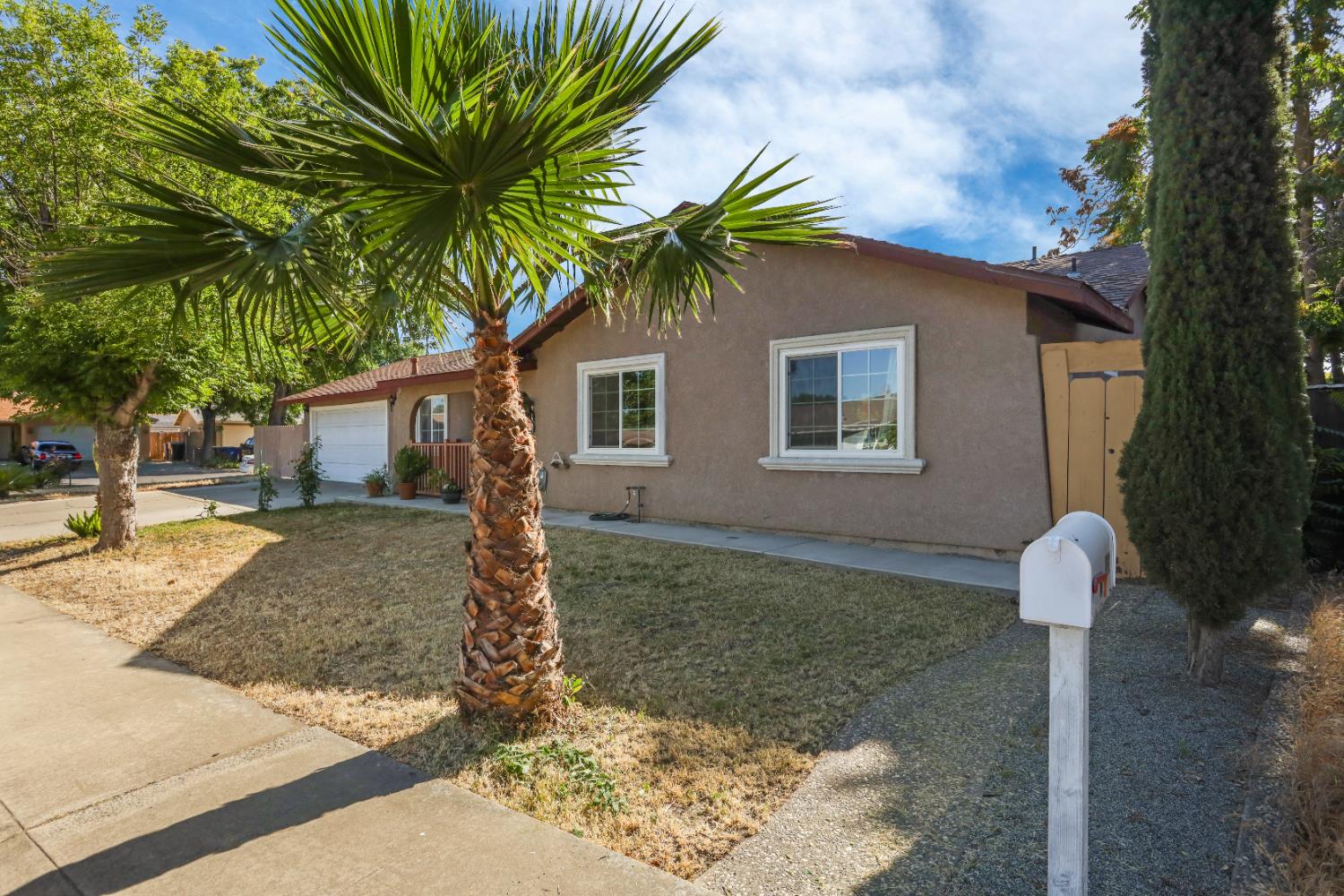 Chinquapin Drive, Modesto, California image 4