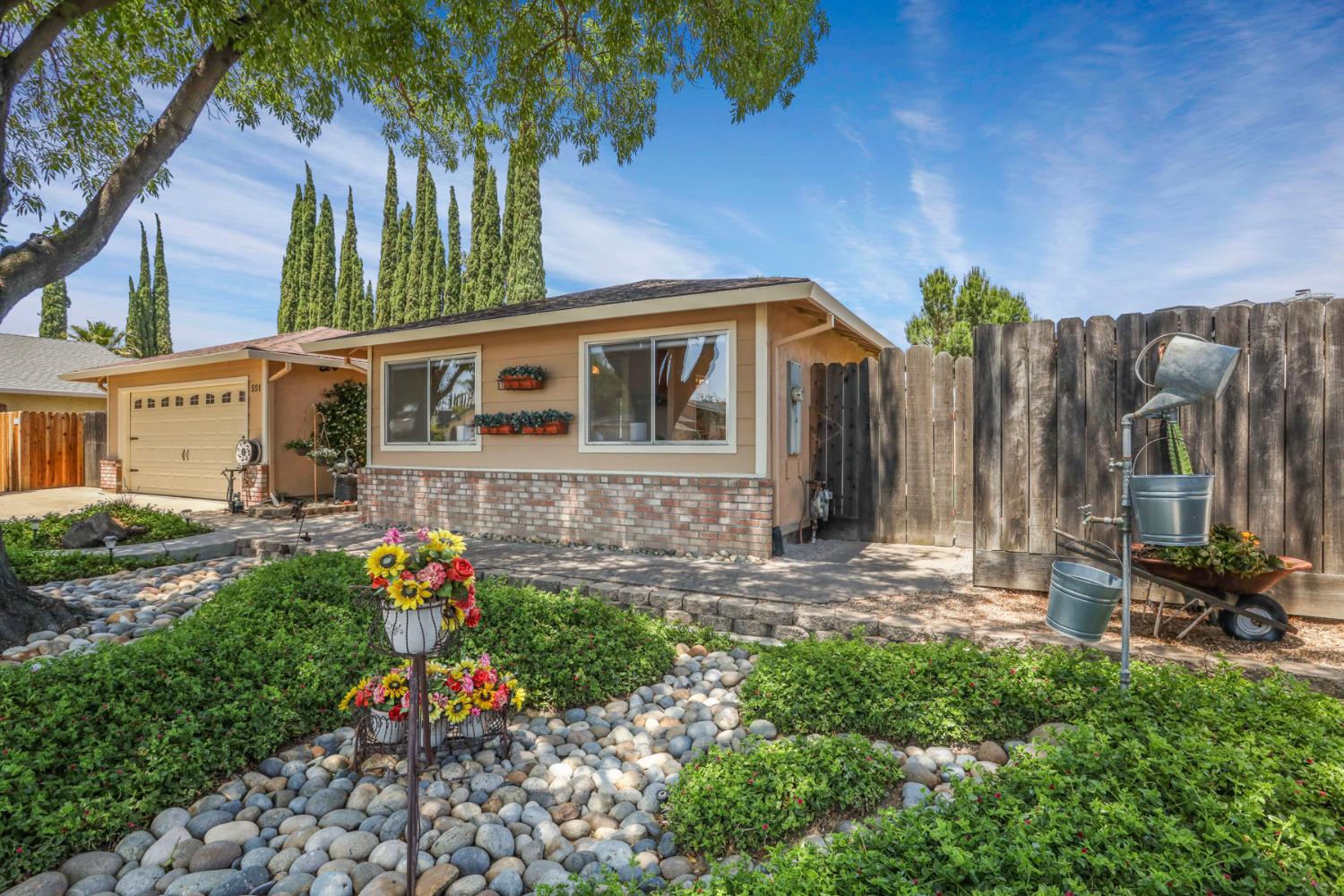 Ballico Drive, Tracy, California image 2