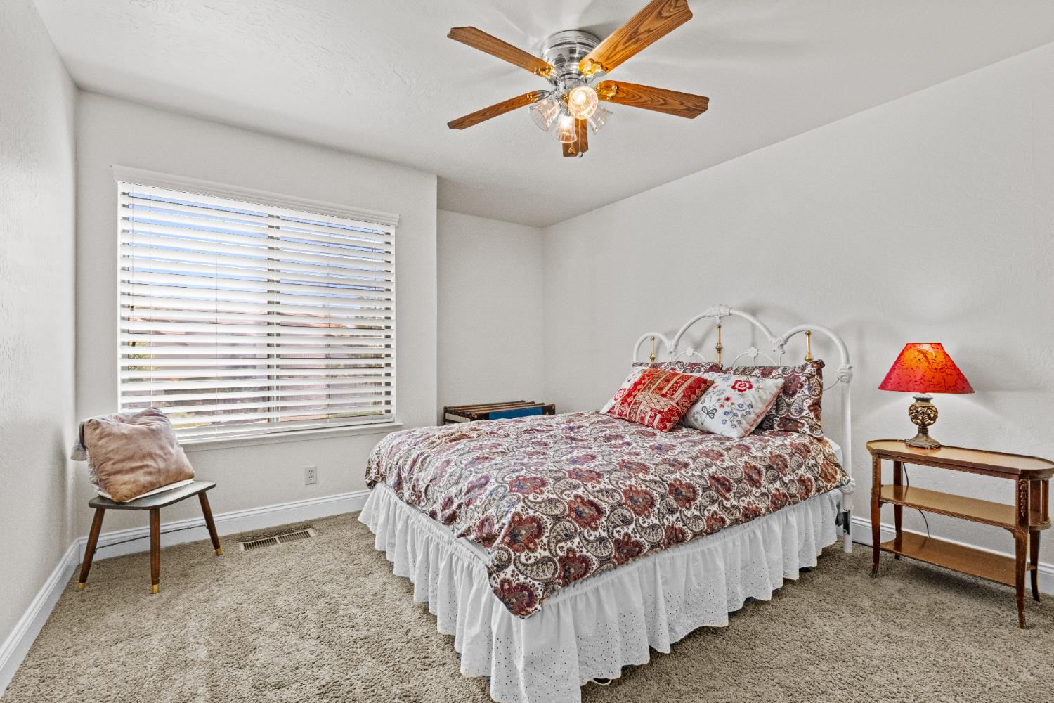 Photo #32: 225042950 Listing: Photo #32