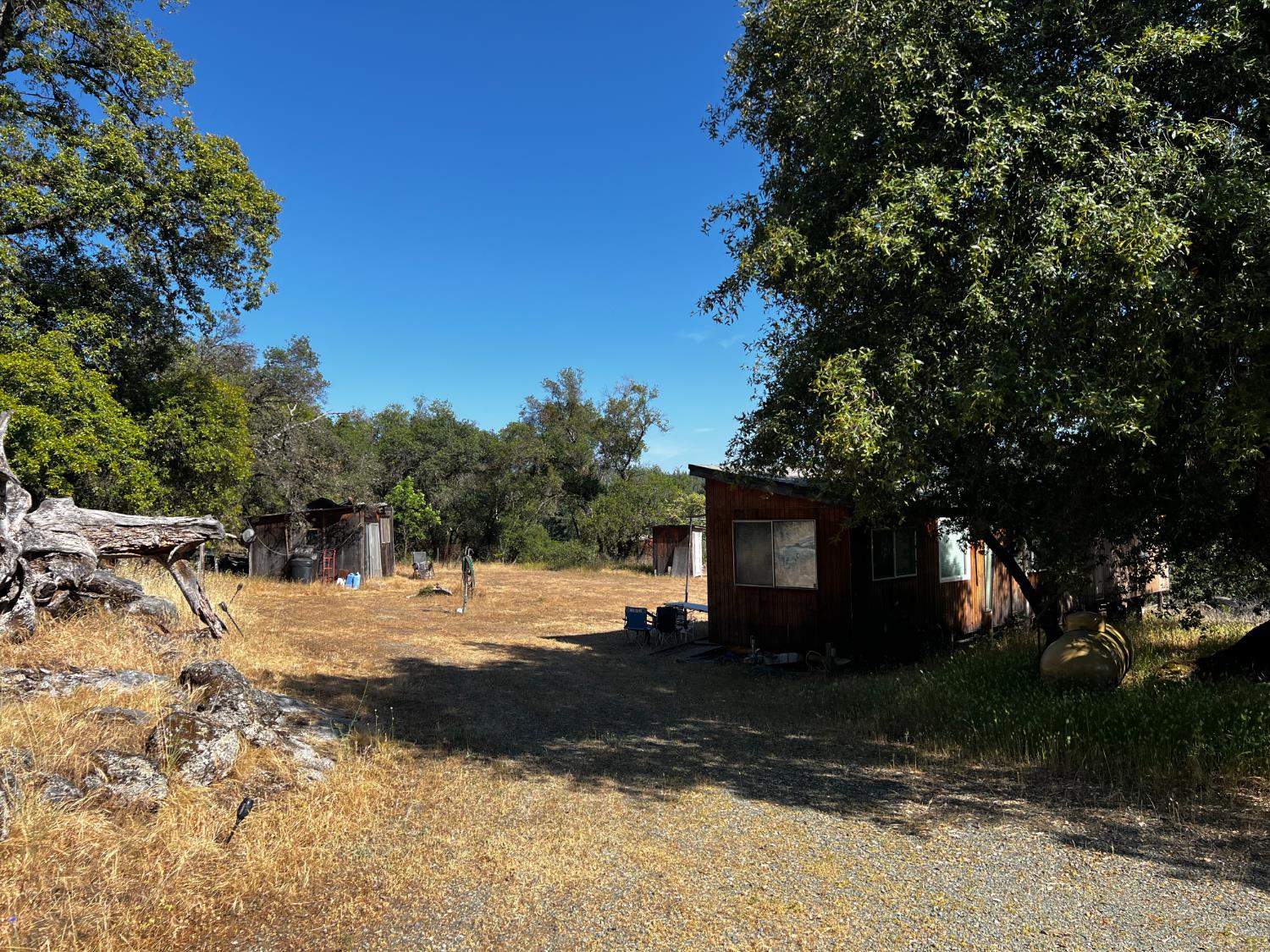 La Mesa Lane, Somerset, California image 4