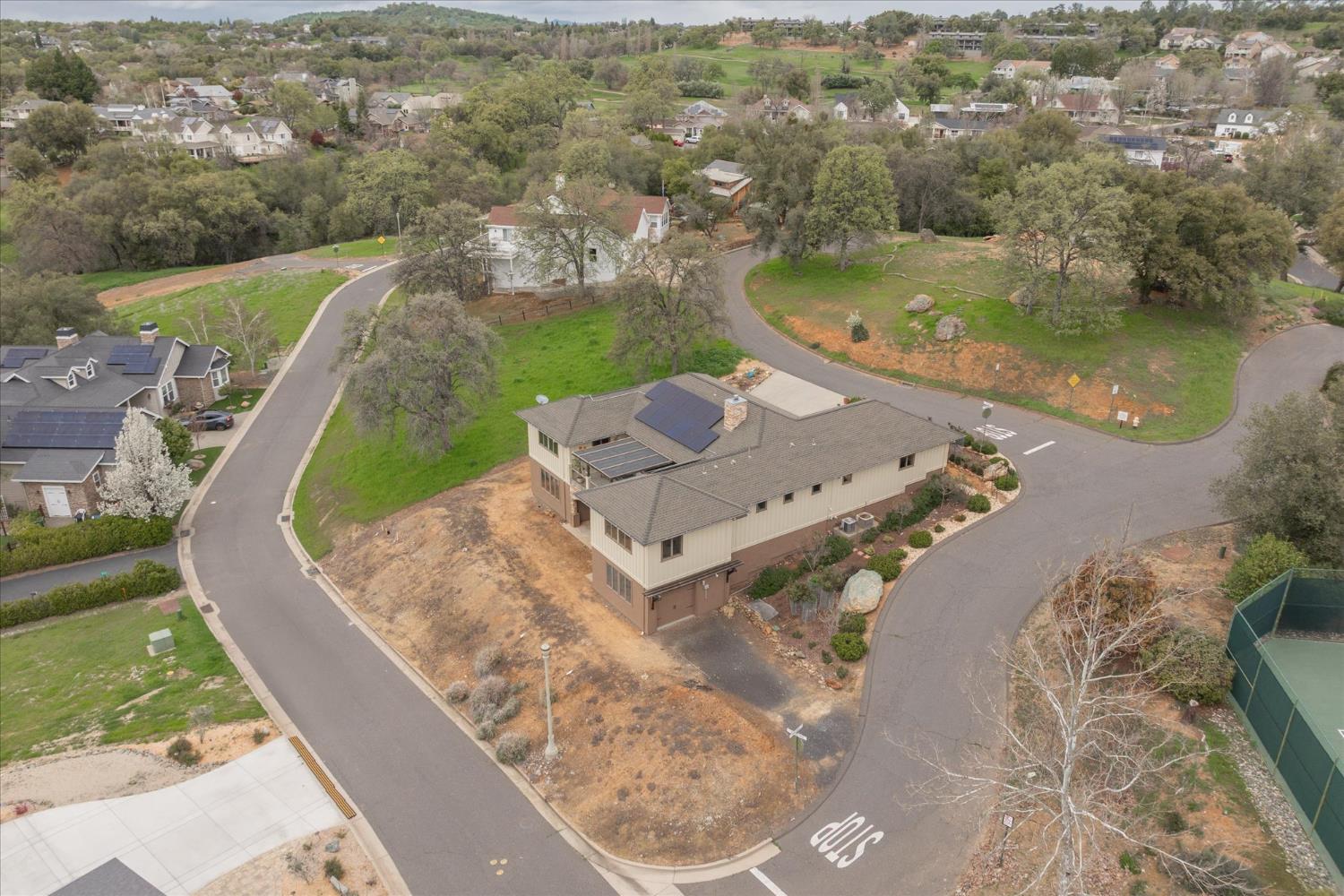 Rosebush Court, Angels Camp, California image 35