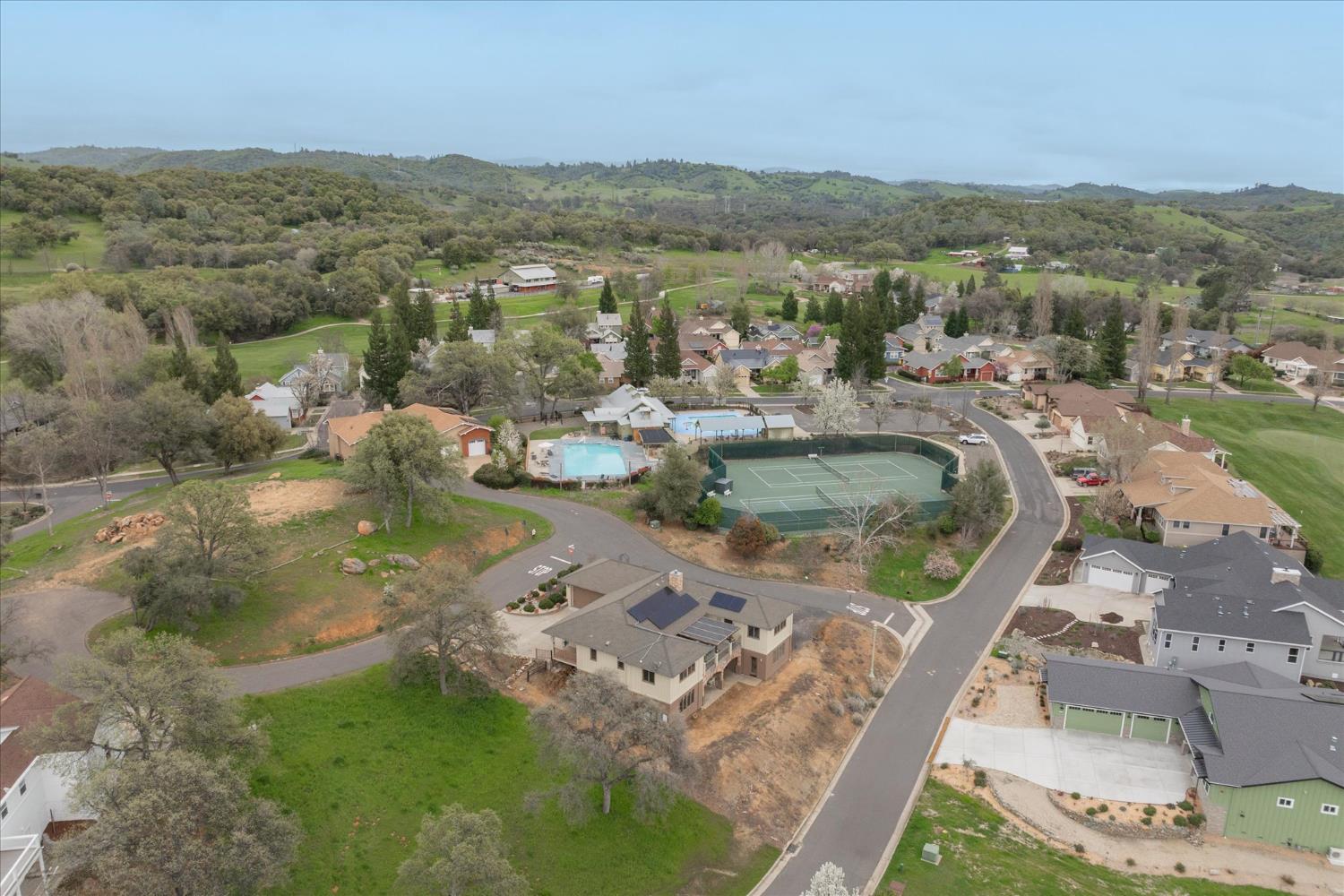 Rosebush Court, Angels Camp, California image 36