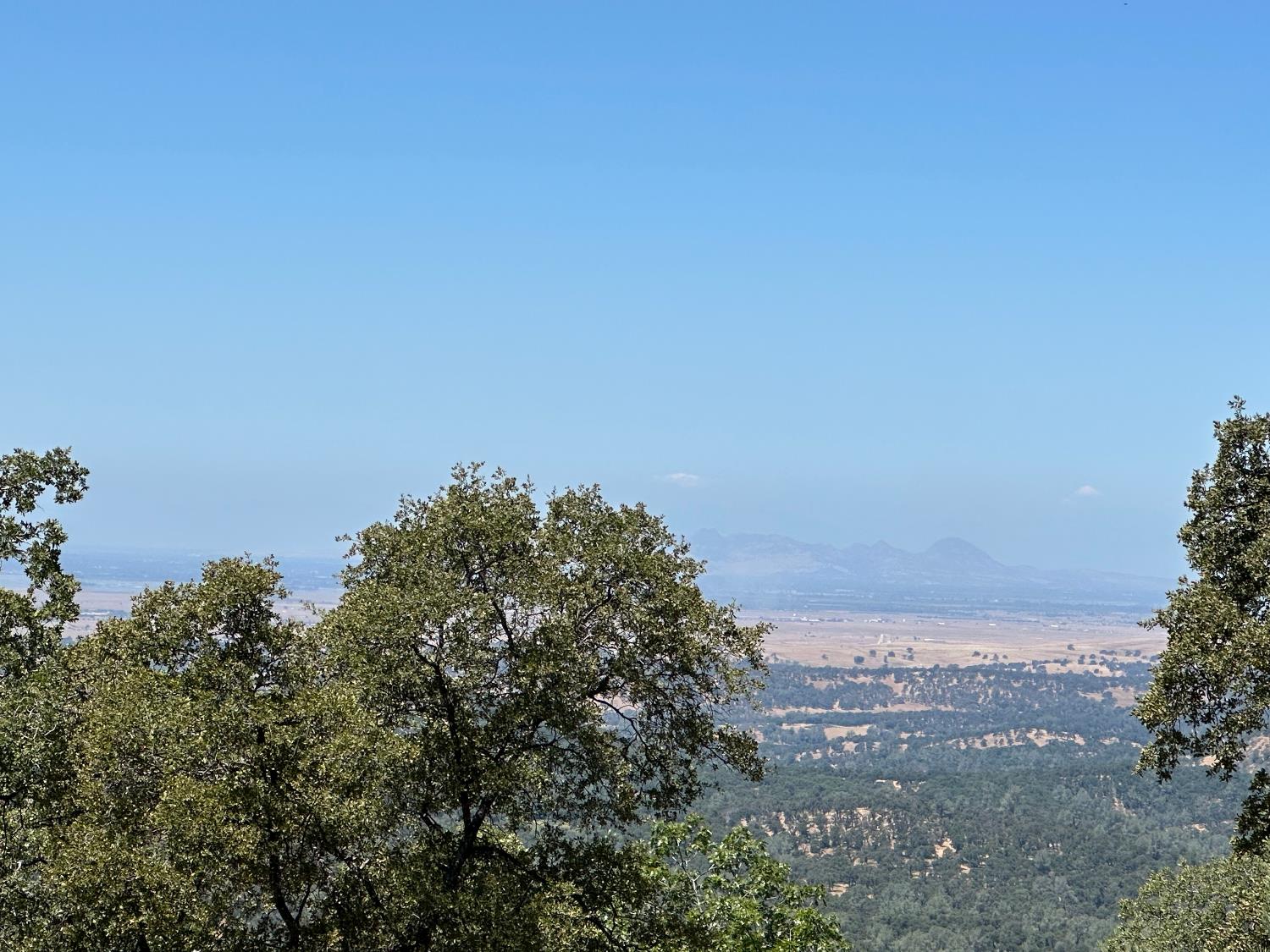 Perimeter Road, Grass Valley, California image 3