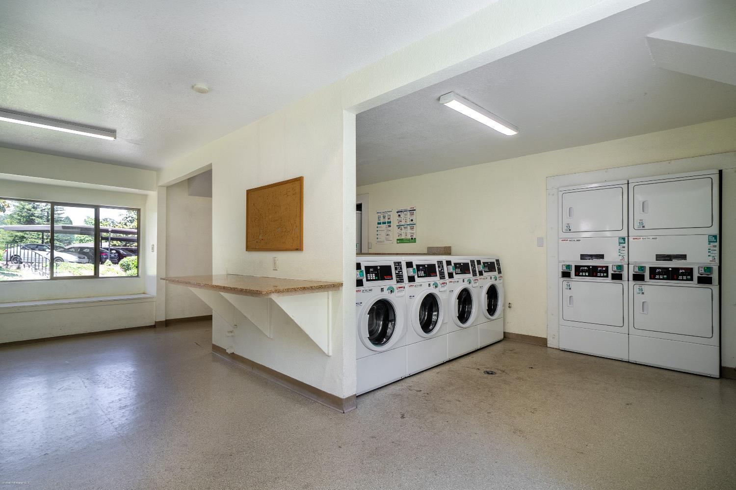 Photo #27: 225069920 Listing: Photo #27