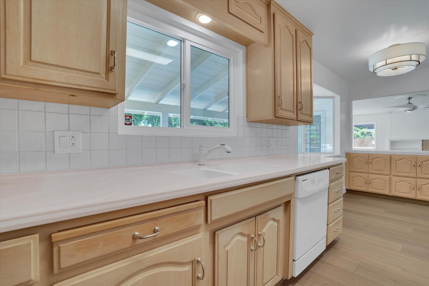 Wellington Drive, Modesto, California image 17