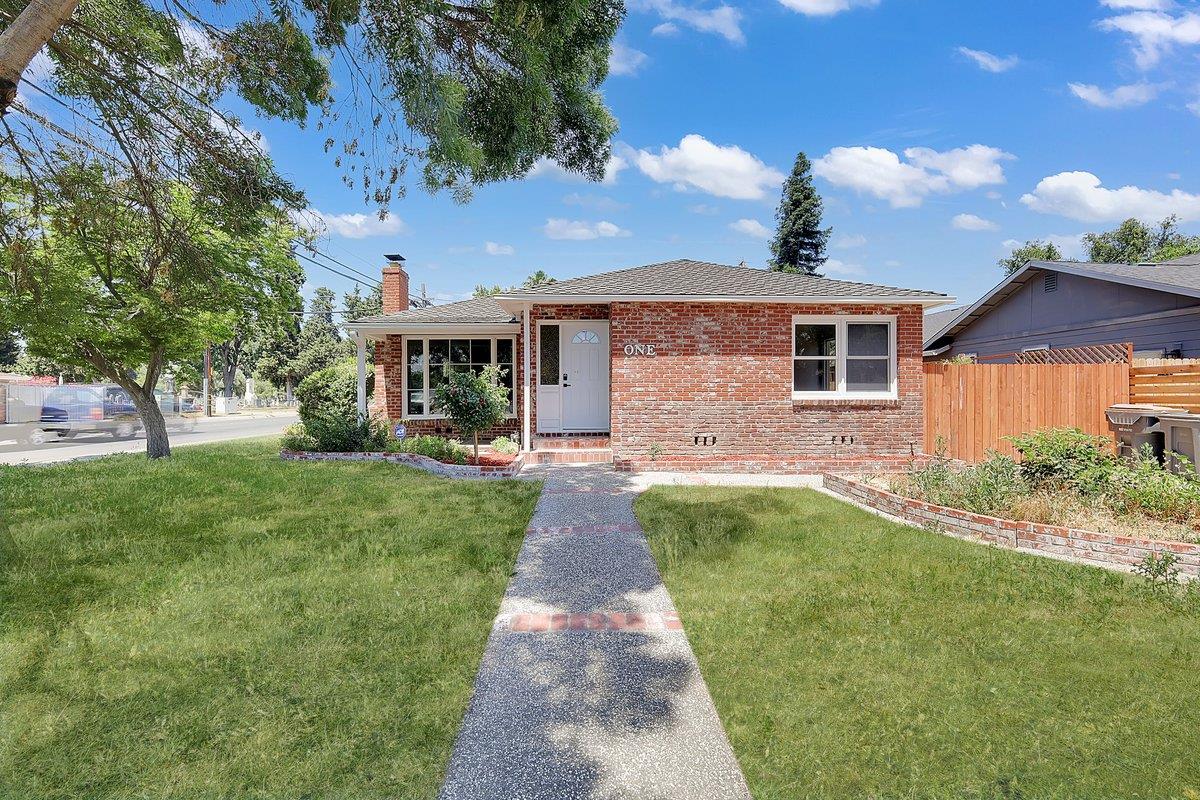 Southwood Drive, Woodland, California image 2