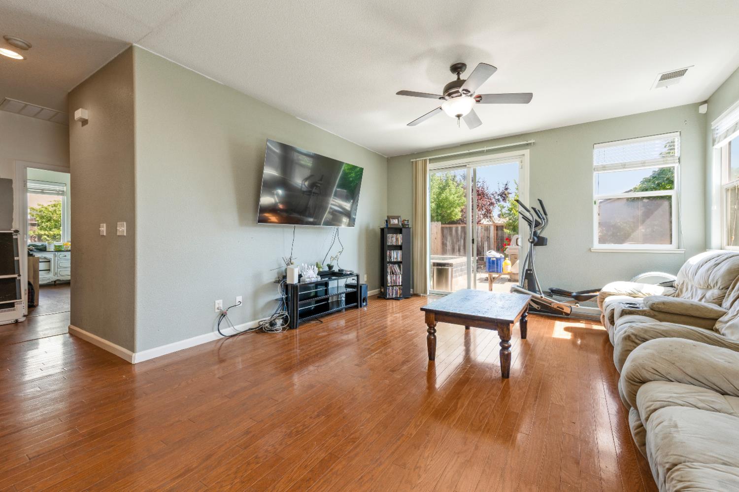 Chateau Drive, Olivehurst, California image 12