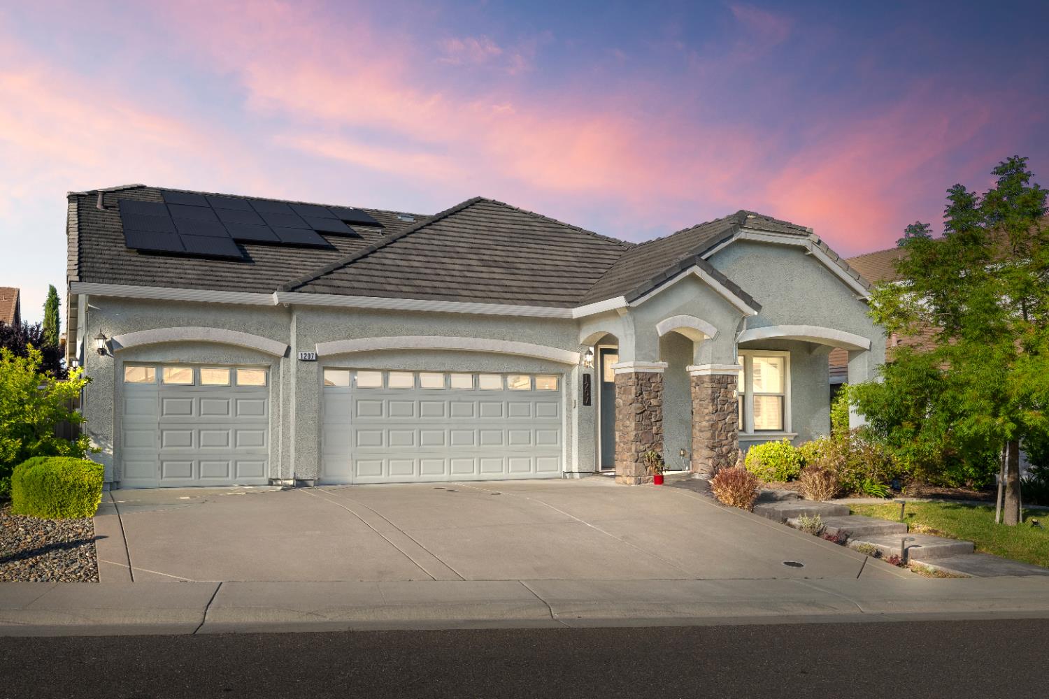 Albany Way, Rocklin, California image 1