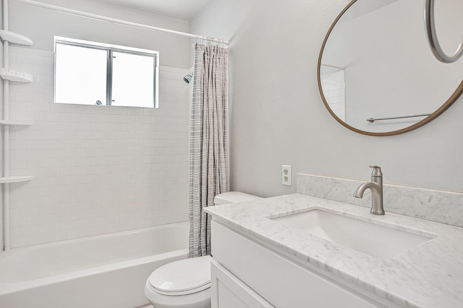 Photo #25: 225069126 Listing: Photo #25