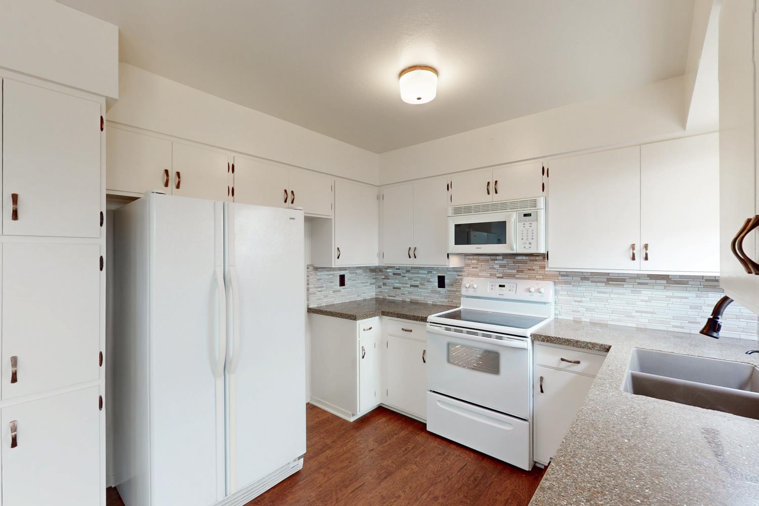 E 18th Street #2, Marysville, California image 21