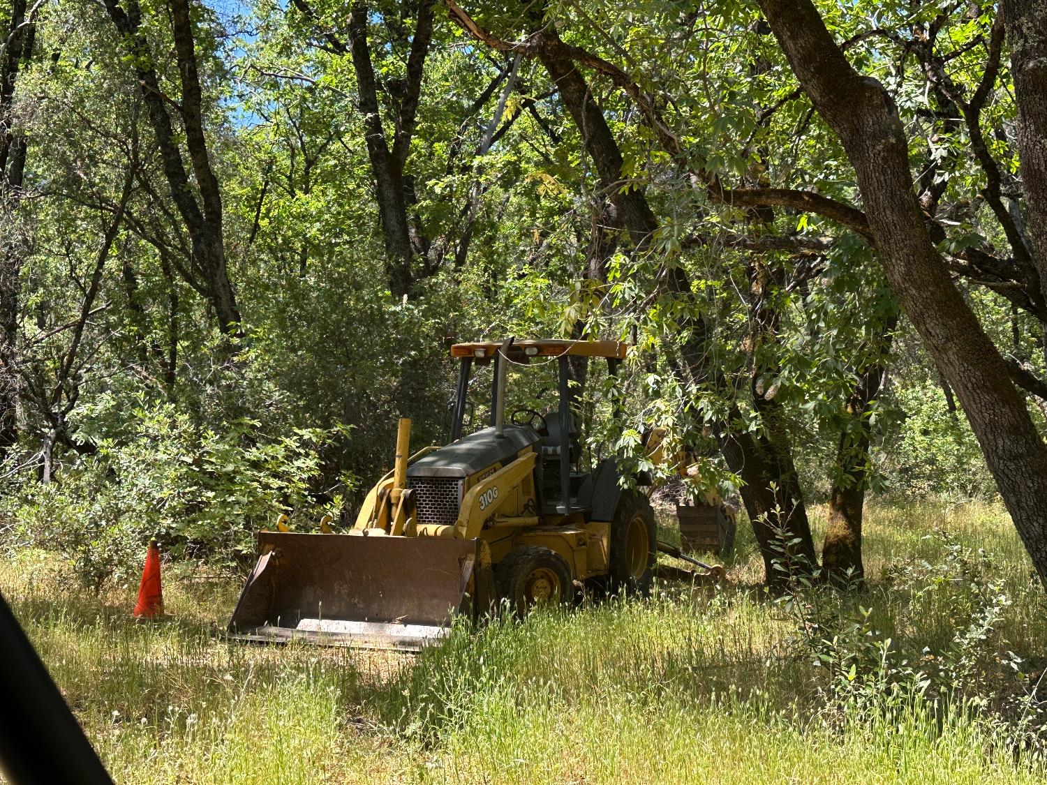 Perimeter Road, Grass Valley, California image 18