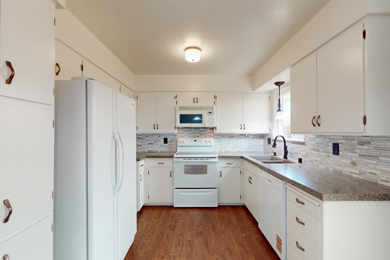 E 18th Street #2, Marysville, California image 23