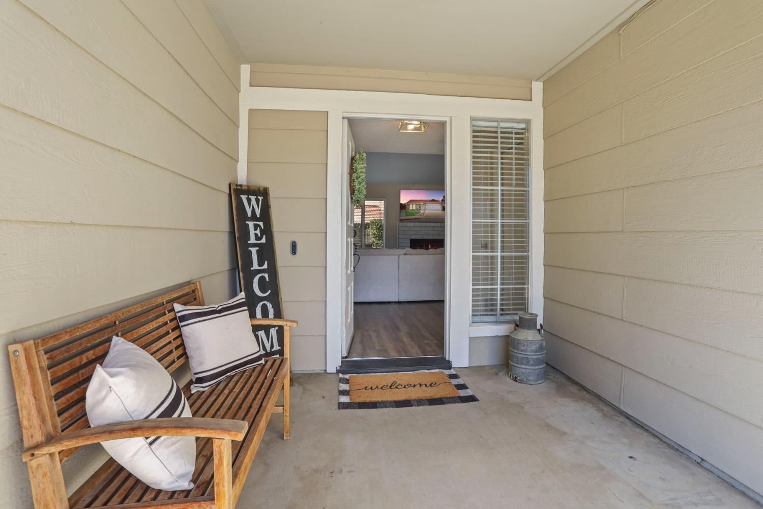 E Deerwood Lane, Tracy, California image 4
