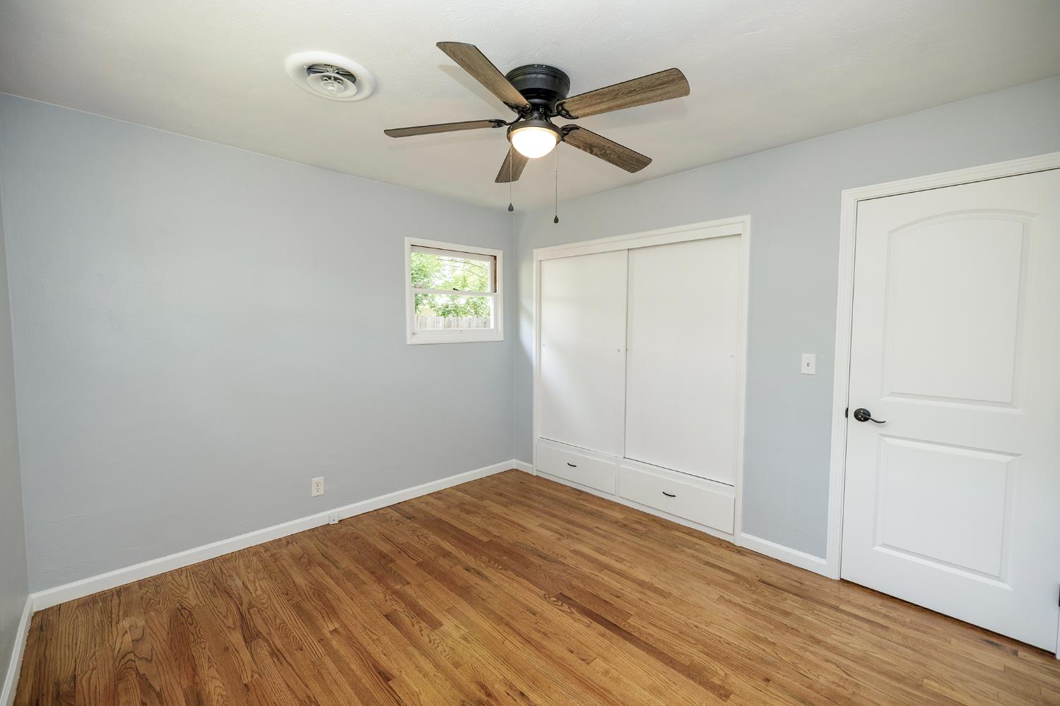 Edison Avenue, Modesto, California image 32