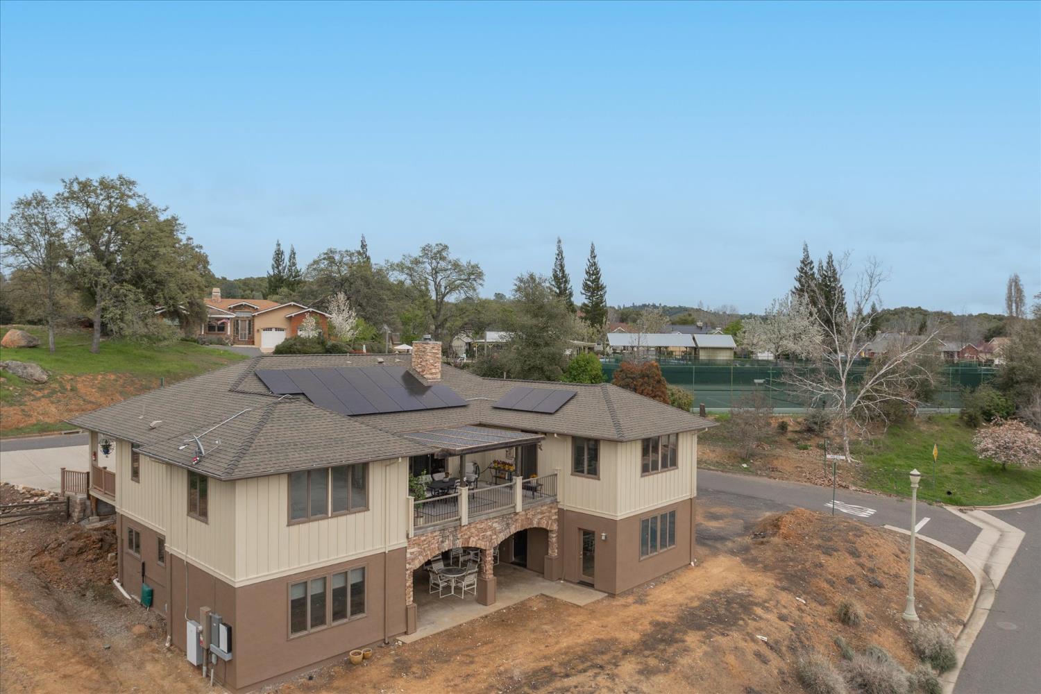 Rosebush Court, Angels Camp, California image 3