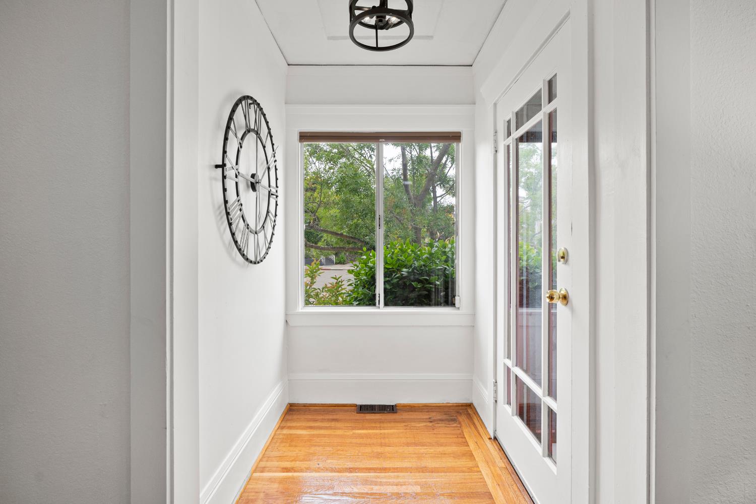 2920 Morcom, Oakland, California image 4