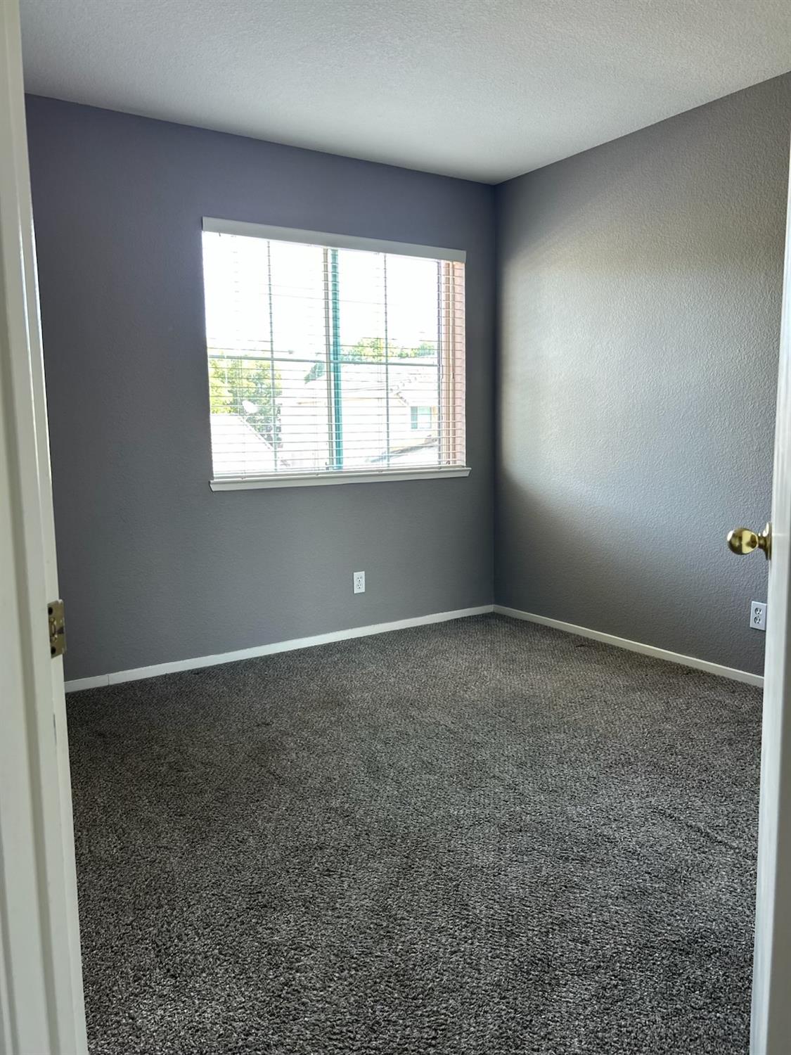 Lakewind Lane, Elk Grove, California image 31