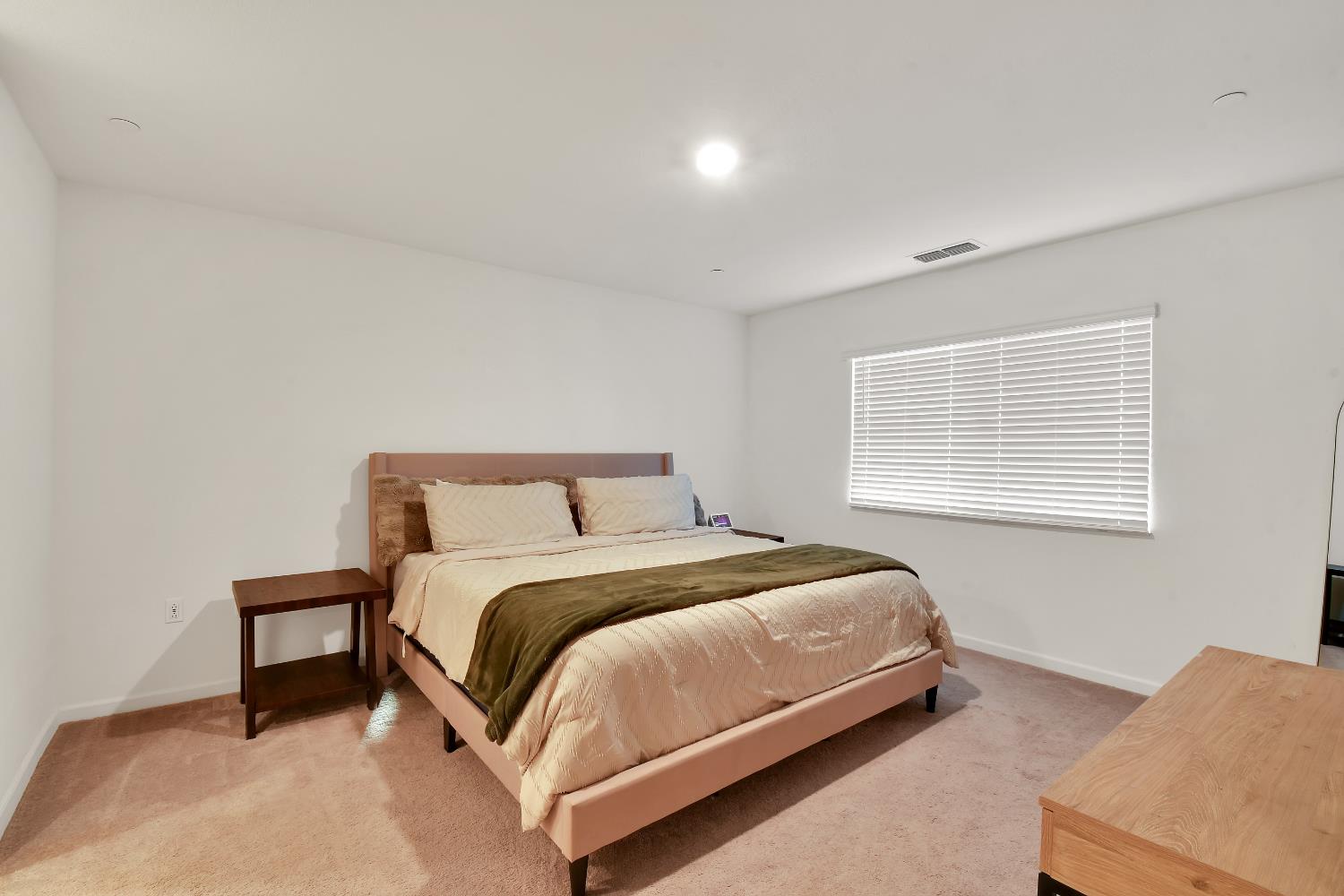 Gatlin Court, Plumas Lake, California image 24