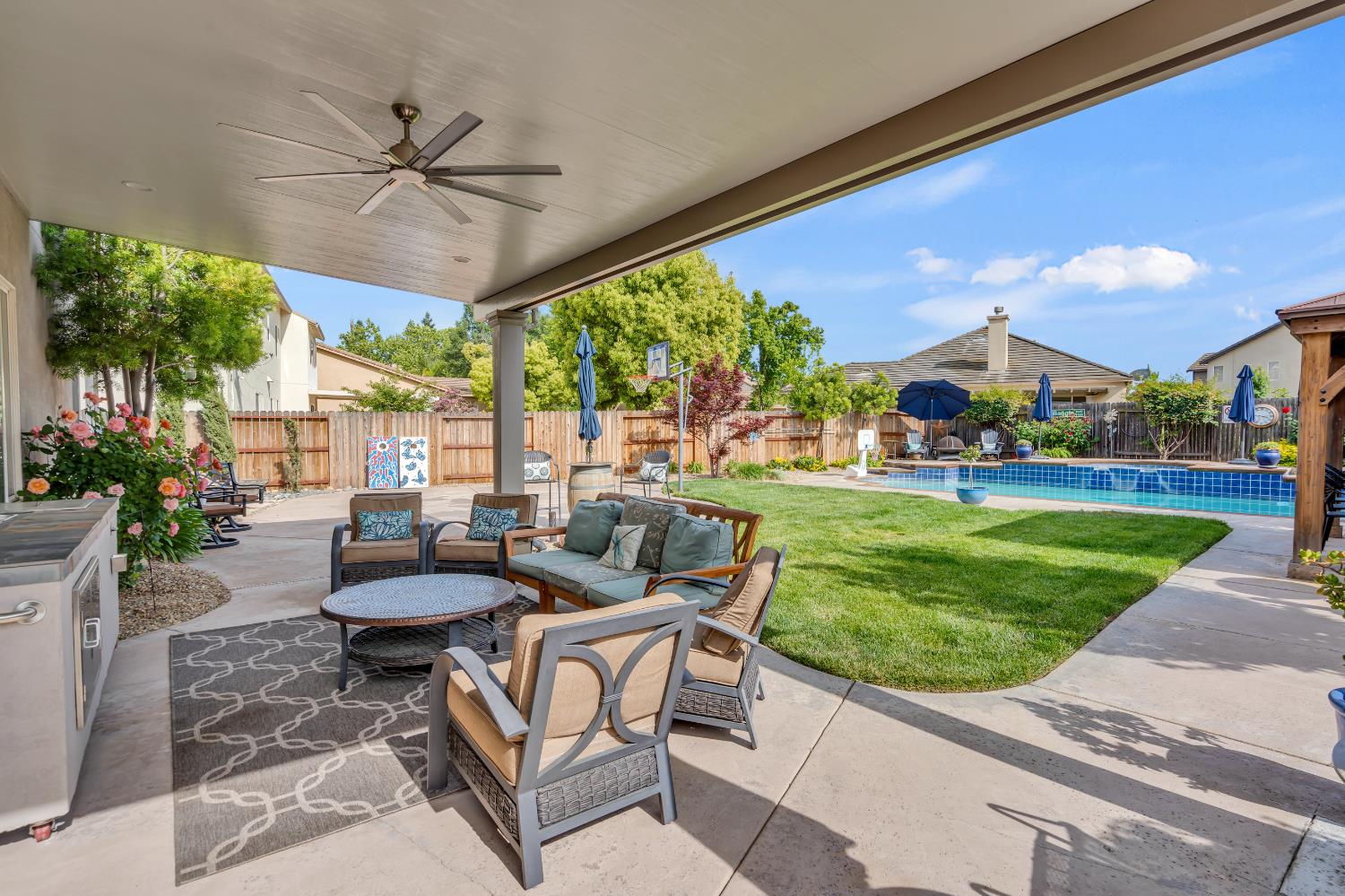 River Thread Court, Elk Grove, California image 44
