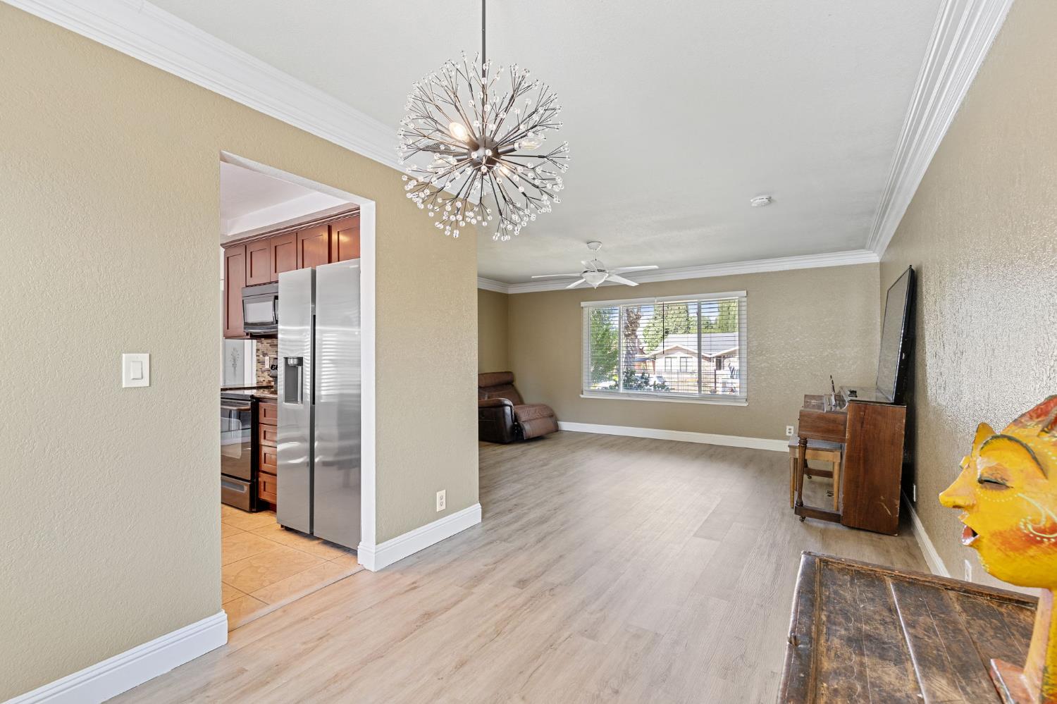 Yerba Court, Sacramento, California image 7