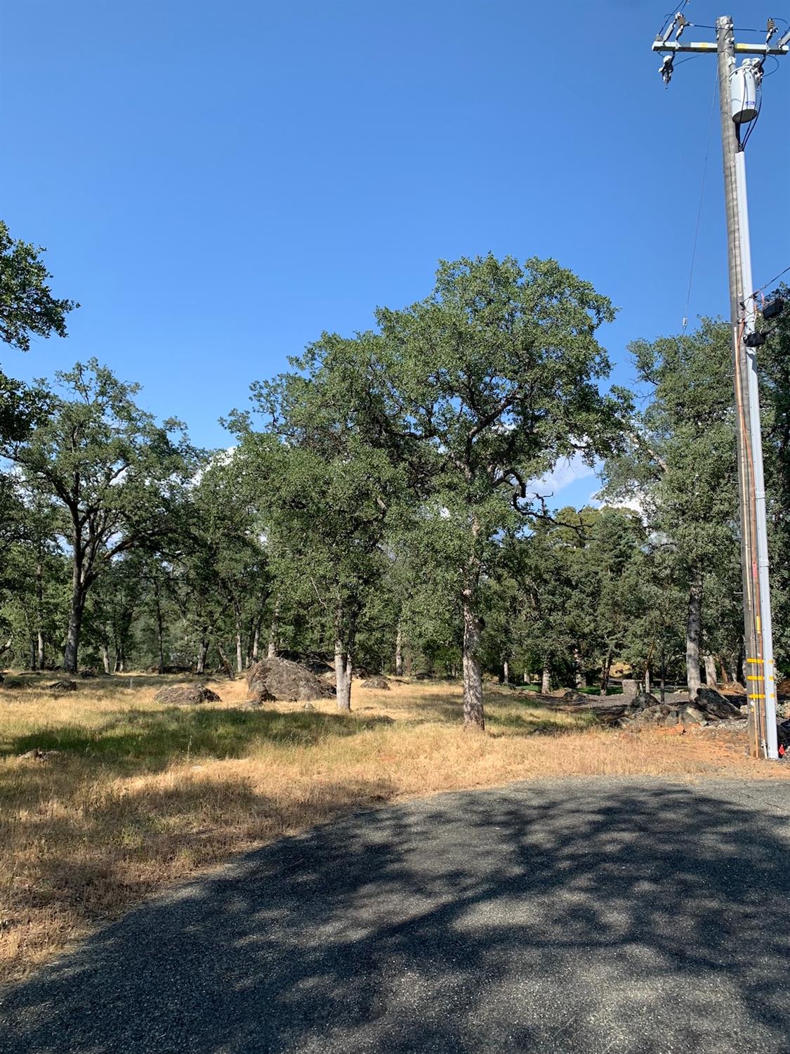 Kelso Court, Auburn, California image 27
